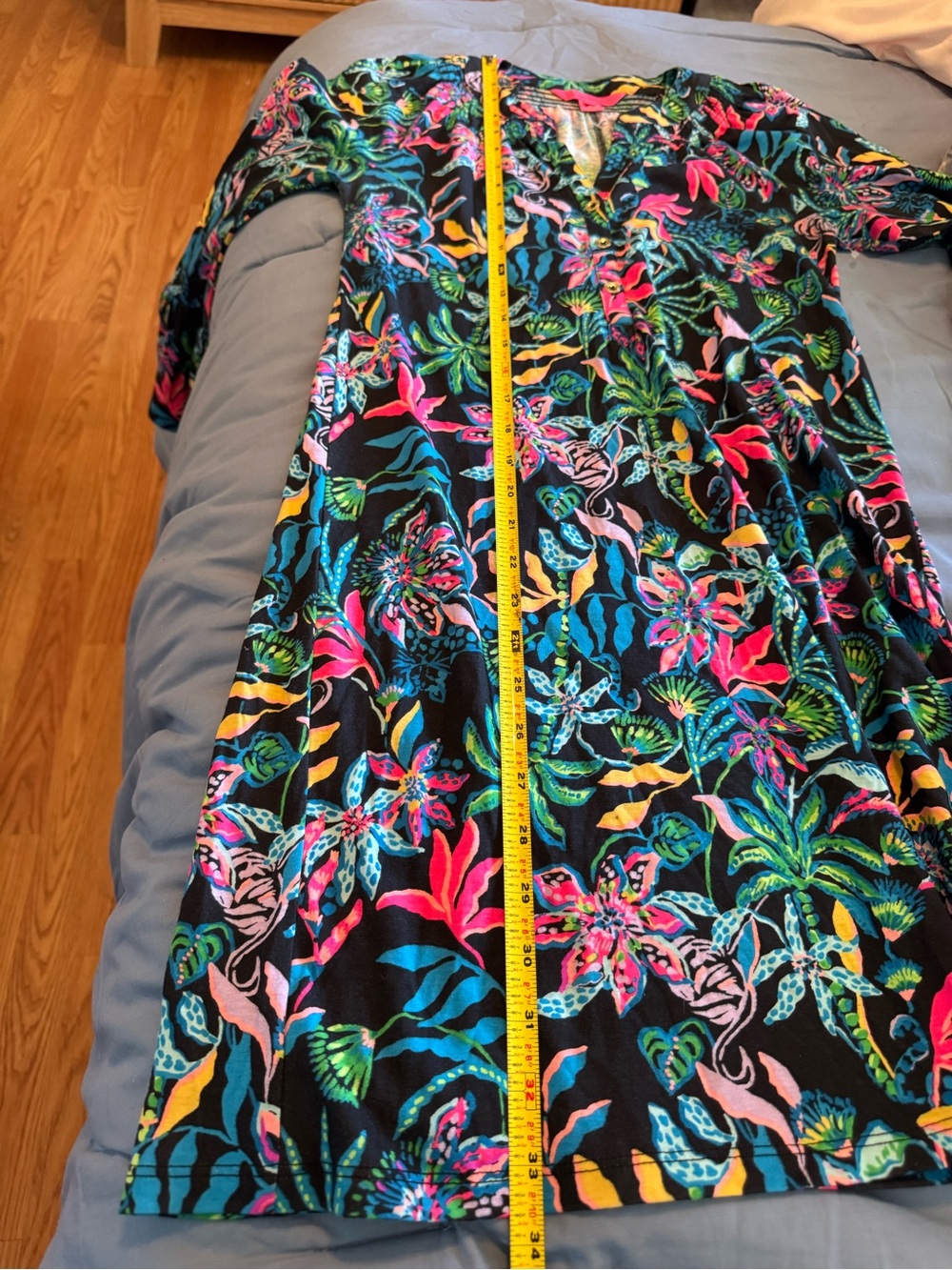 Lilly Pulitzer Black Tropical Floral Jersey Shift Dress Ruffle Cuffs (SZ XXS) - Picture 15 of 16